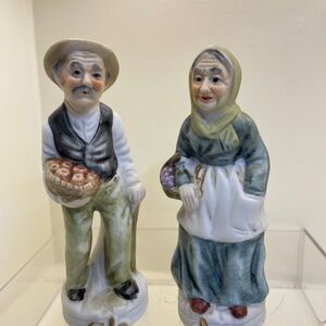 Hand-Painted Ceramic Elderly Couple Figurines - Green & Cream